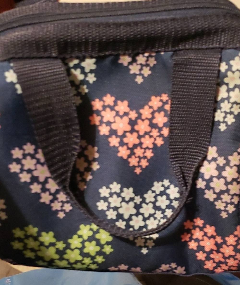 Floral Patterned Navy Lunchbag